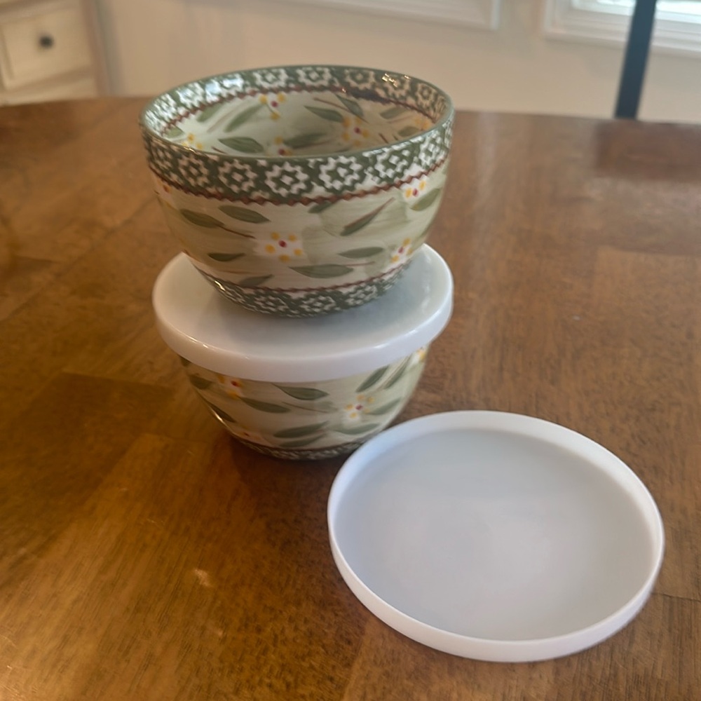 Temptations mini bowl set w/lids Old World green